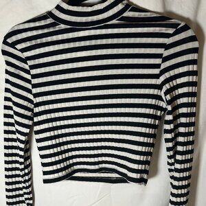 NEW Mock Turtleneck Ribbed Long Sleeve Crop Top - Small